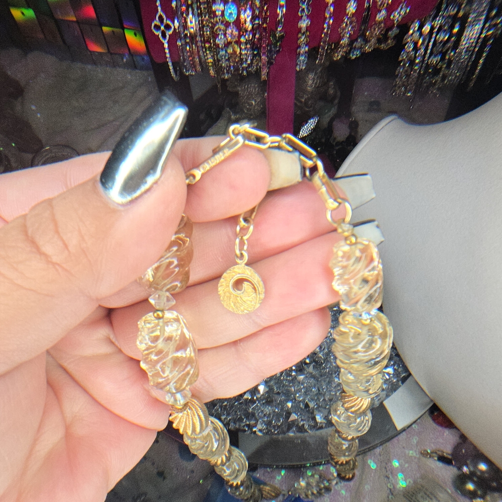 Elegant Vintage Lisner Gold Spiral and Genuine Carved Citrine Gemstone Necklace - Picture 7 of 11